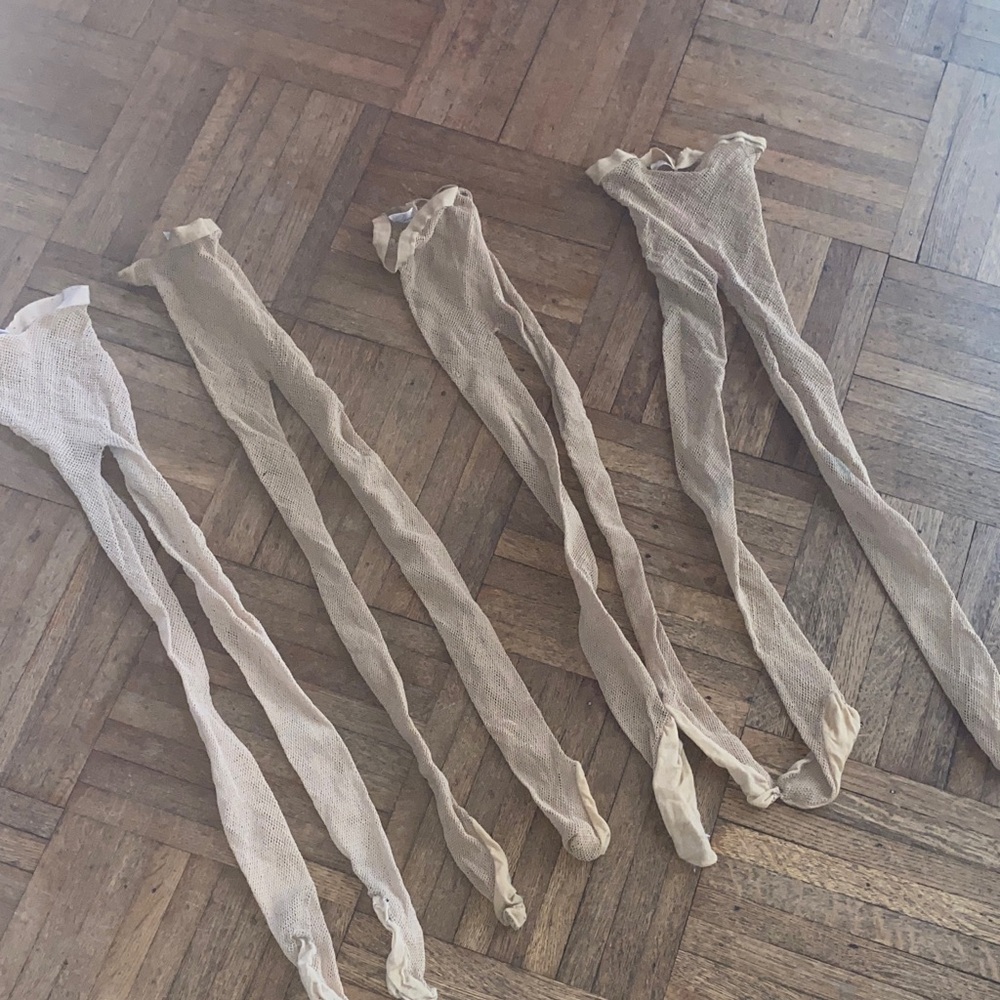 Bundle of damaged capezio tights size m/t